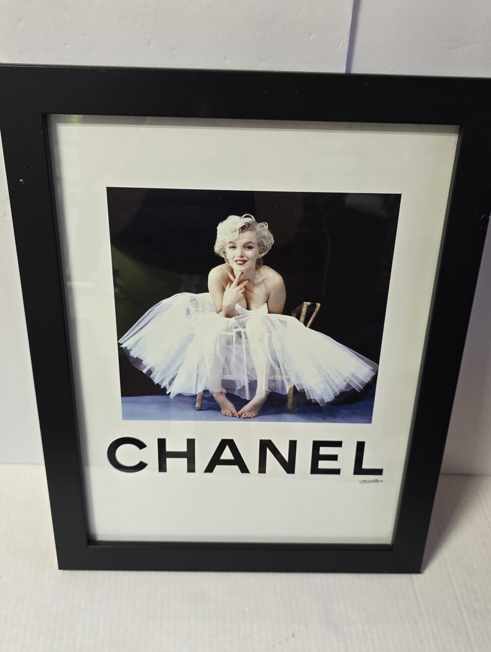 MARILYN MONROE CHANELFAIRCHILD PARIS Framed Wall Art Black White 18" x 14"